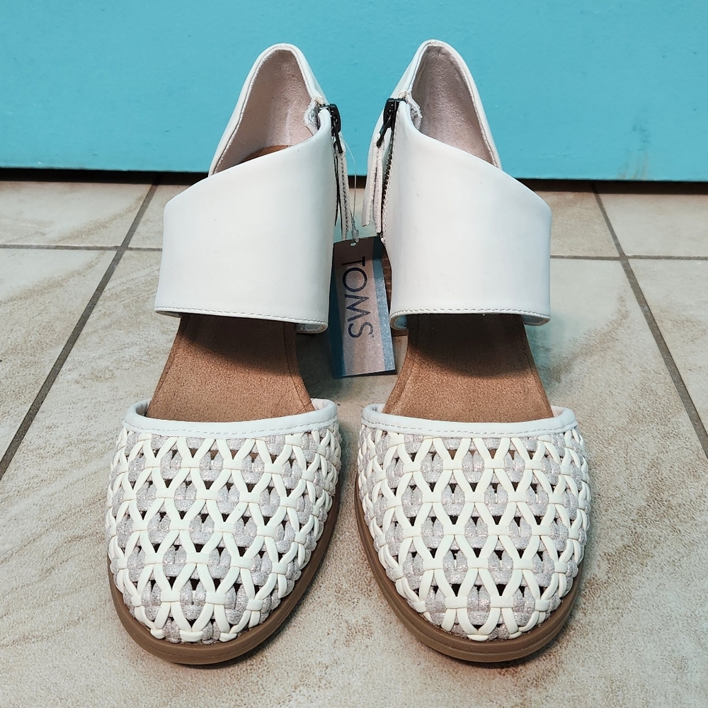Toms Milan Closed Toe Heel - Picture 2 of 6